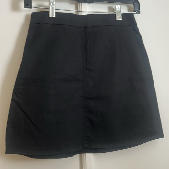 Embroidered Mini Skirt - Picture 7 of 9